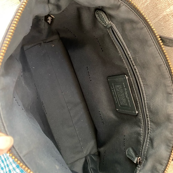 Excellent condition Coach Prairie leather bag - Picture 7 of 8